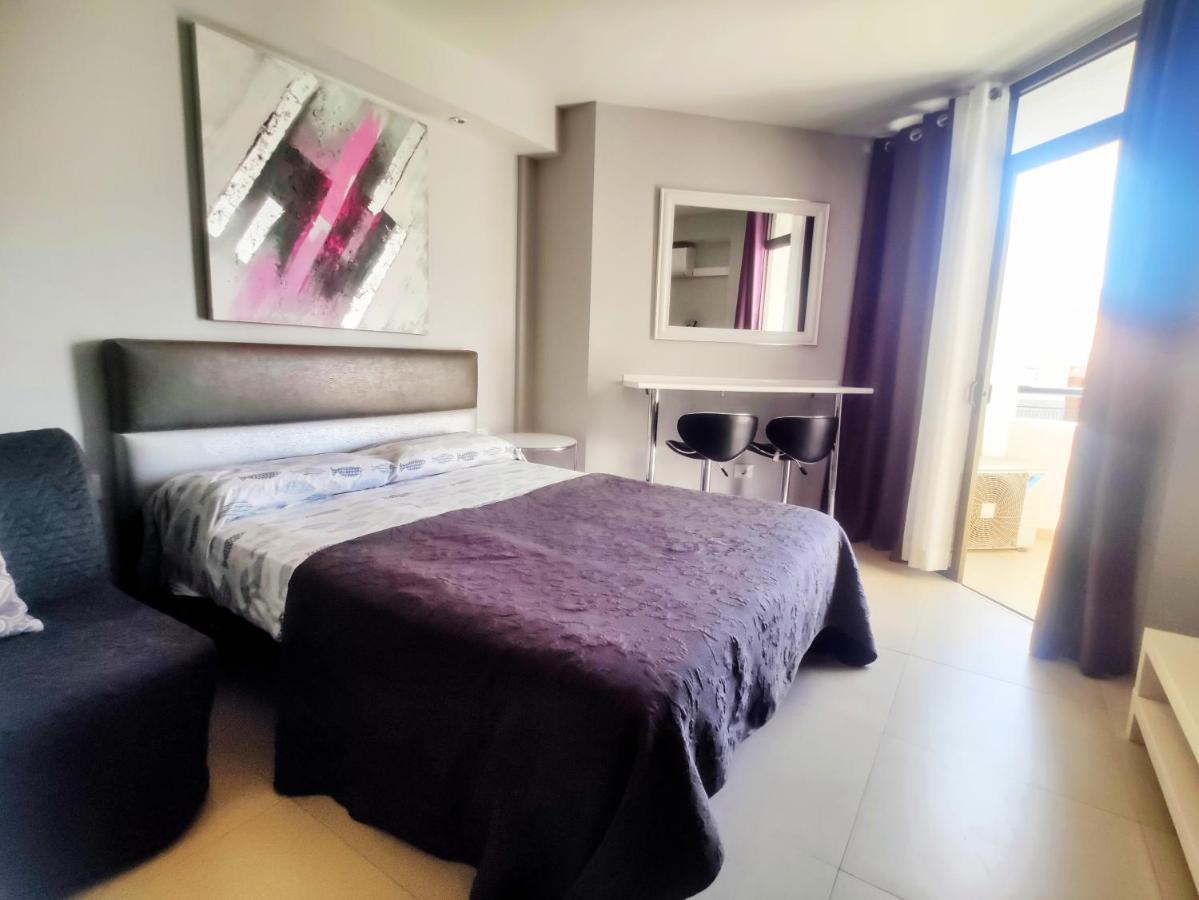 Estudio Summerland En Los Cristianos Арона Екстериор снимка