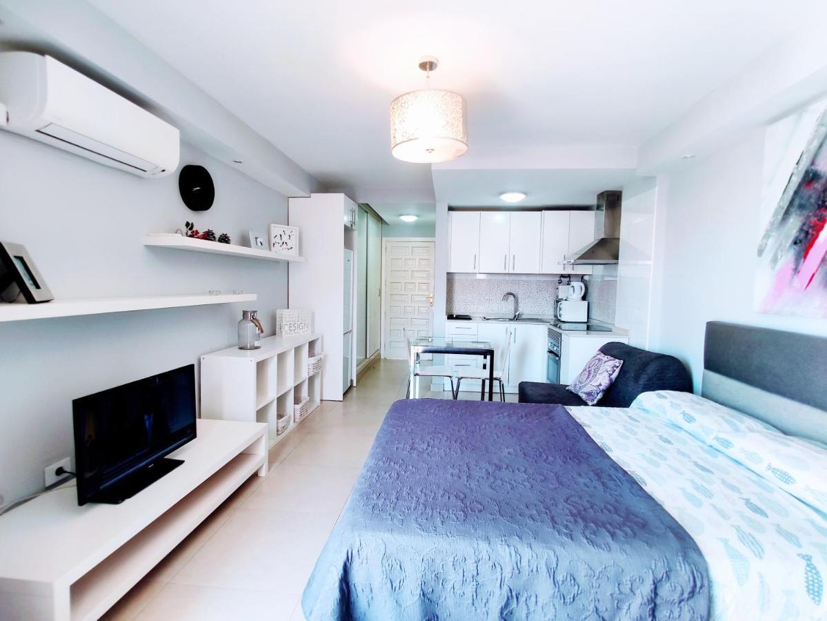 Estudio Summerland En Los Cristianos Арона Екстериор снимка