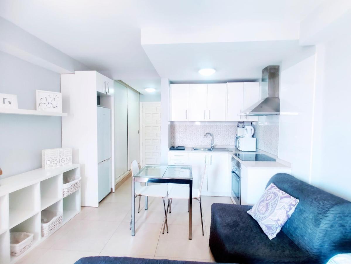 Estudio Summerland En Los Cristianos Арона Екстериор снимка
