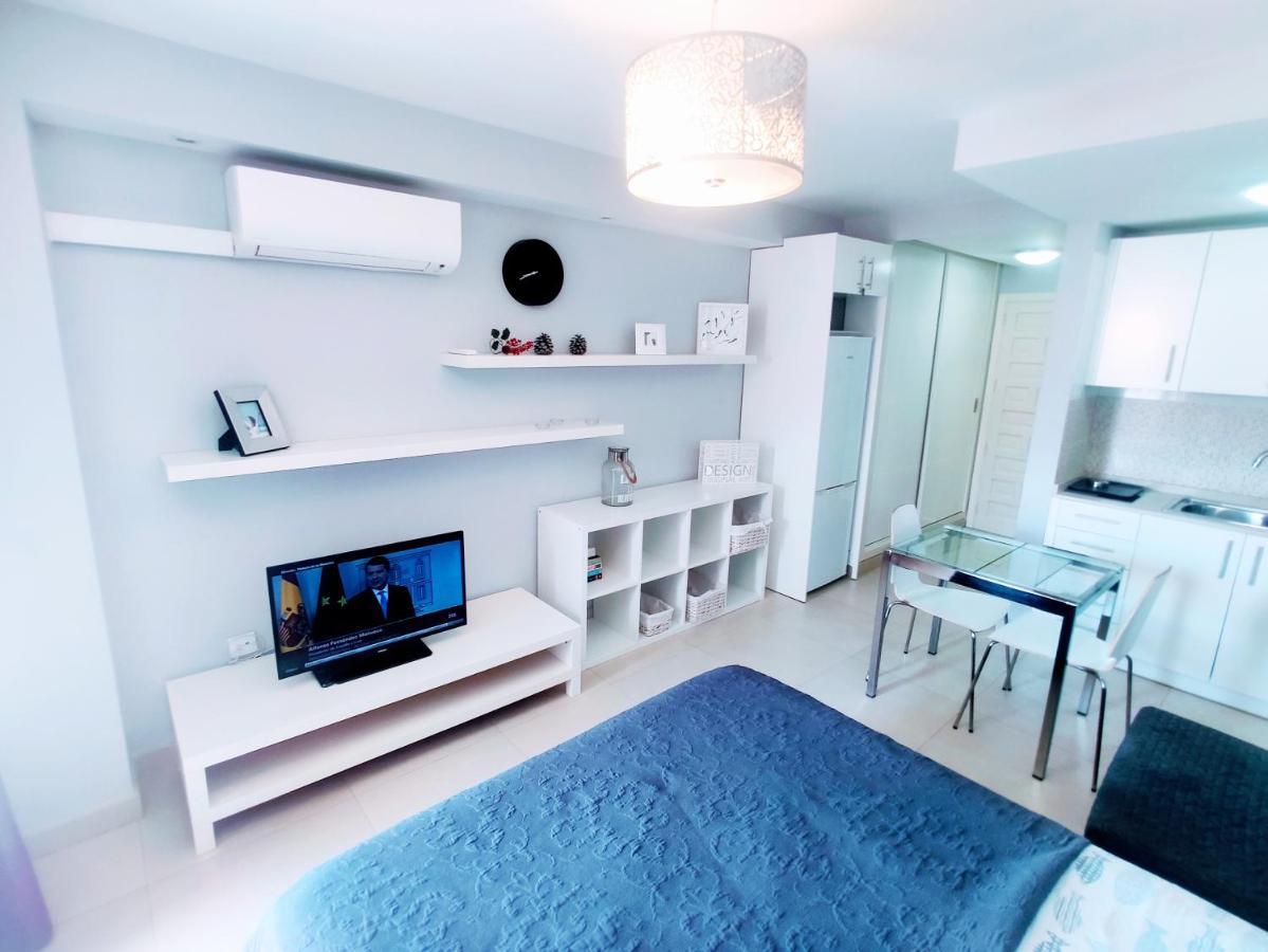 Estudio Summerland En Los Cristianos Арона Екстериор снимка